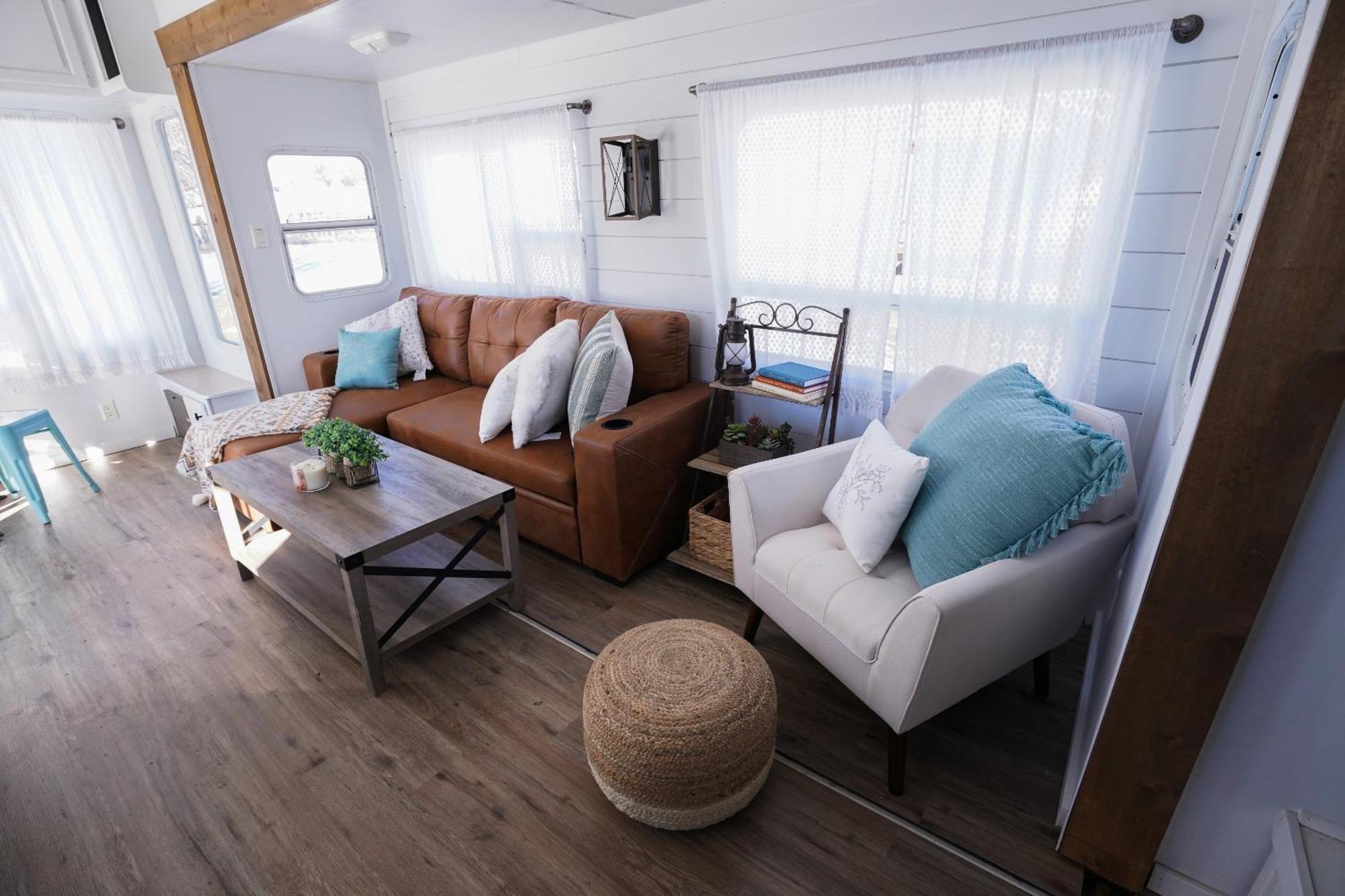 تروبيك Happy Trails Bnb الغرفة الصورة