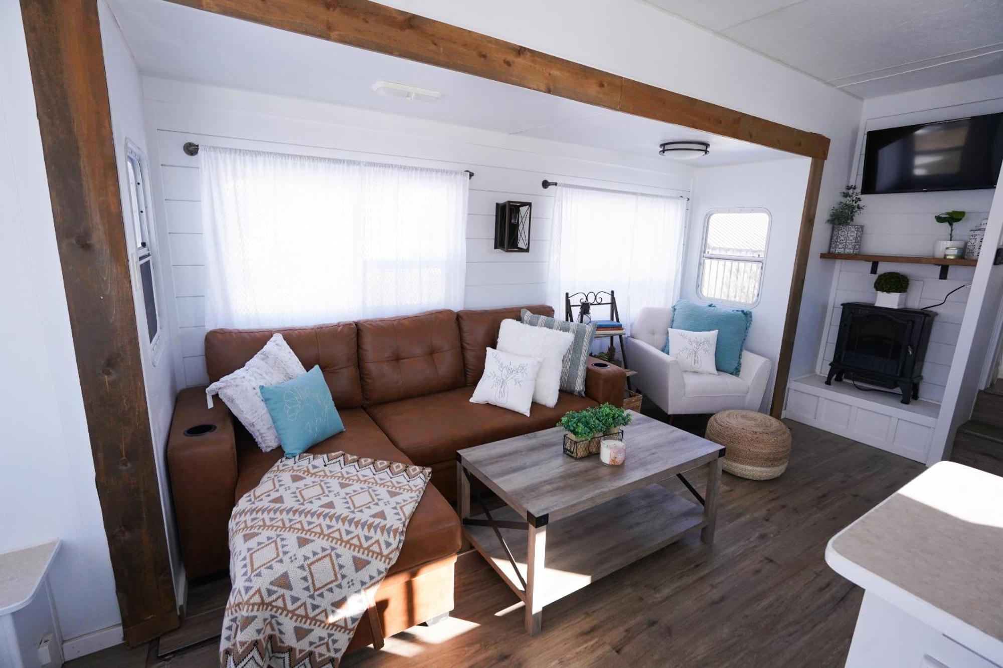 تروبيك Happy Trails Bnb الغرفة الصورة